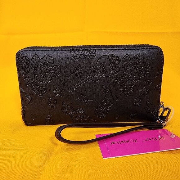 Betsey Johnson Skull Cowboy Western Black Wallet Wristlet Zip Around NEW - Picture 5 of 14